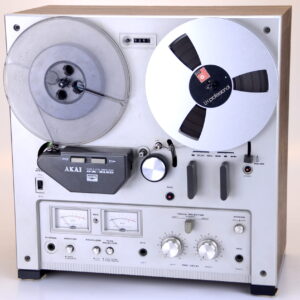 Akai GX-215E