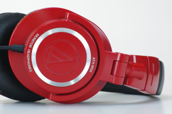 audiotechnicaath-m501-1.jpg