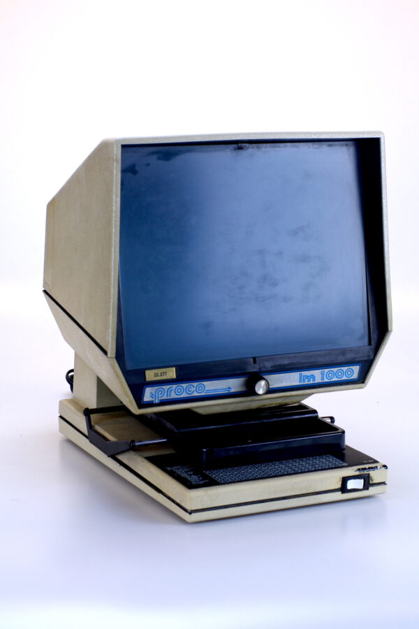 microfilm-1.jpg