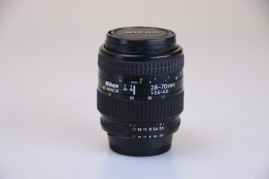 Nikon Nikkor AF 28-70 1:3,5-4,5 used