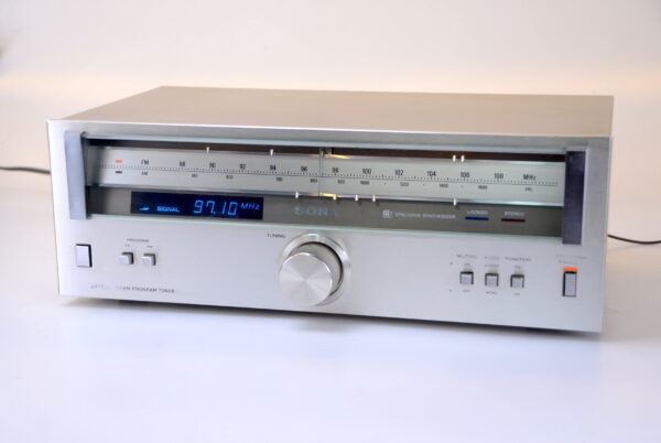 sonyst515-1.jpg