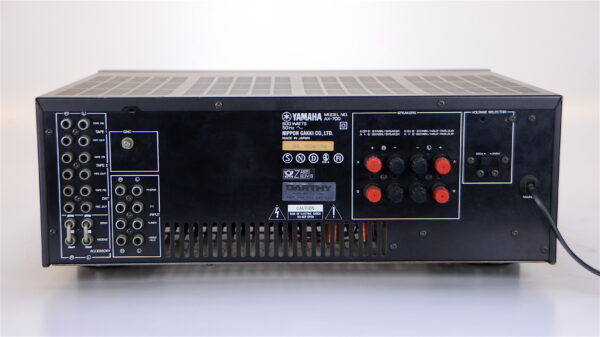 yamahaax7002-1.jpg