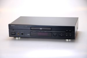 Denon DCD-635 used