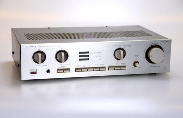 luxmanl220-1.jpg