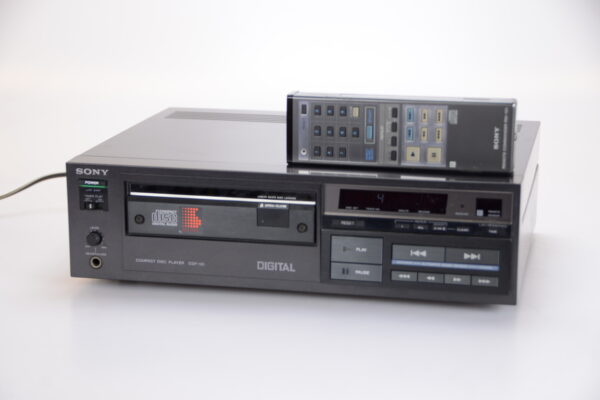 Sonycdp1011-1.jpg