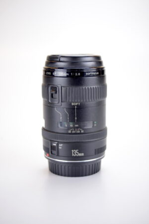 Canon EF 135mm 1:2.8 with SoftFocus used - Imagen 2