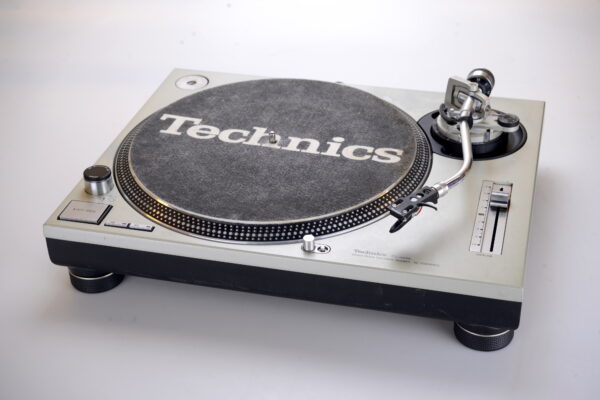 technics12001-1.jpg