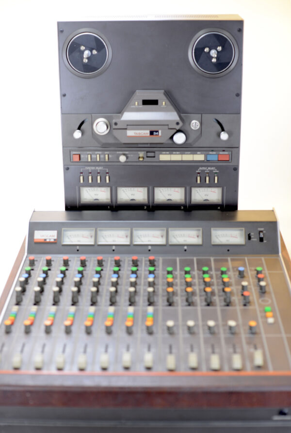 tascam34m352-1.jpg