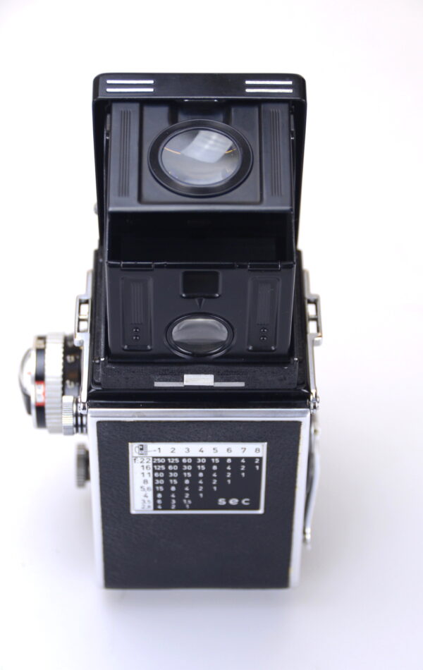 rolleiflex35c05-1.jpg