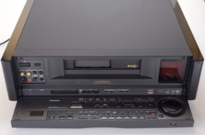 Panasonic NV-V8000 S-VHS S-VHS-C used - Image 2