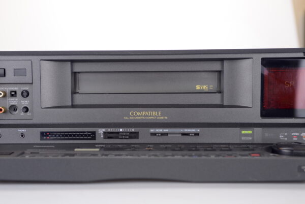 panasonicnvv80003-1.jpg