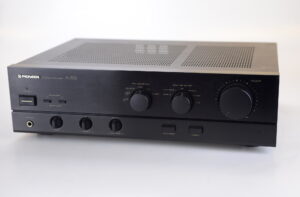 Pioneer A-333 amplifier