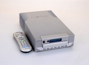 CD Cyrus CD 8 x Used